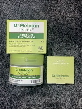 Dr. Melaxin Cactox CT Pore Relief Jelly Toner Pad and soap